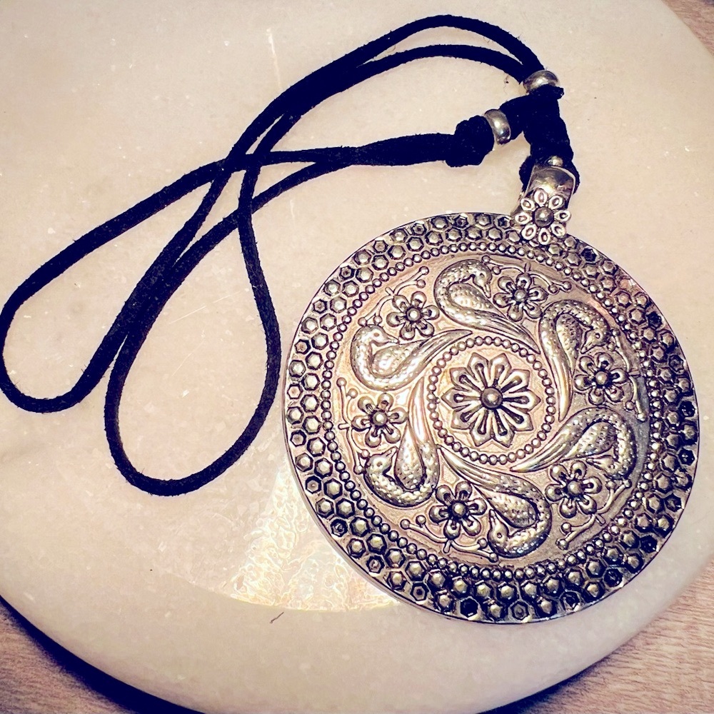 Silver Vintage Pendant Necklace with Black Cord - Picture 3 of 7